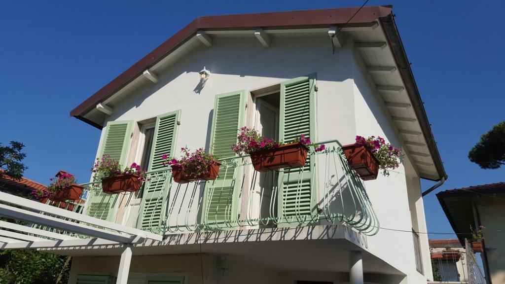 Le Mura Holiday Home Marina di Pietrasanta Luaran gambar